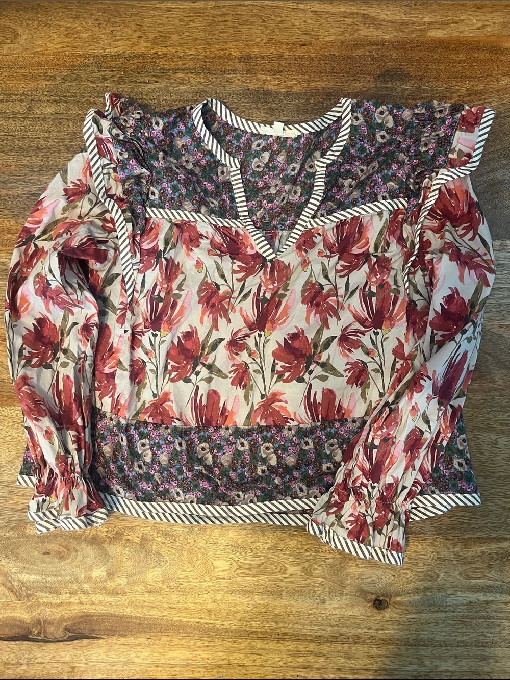 entro Mauve Floral Mixed-Print Long Sleeve Blouse